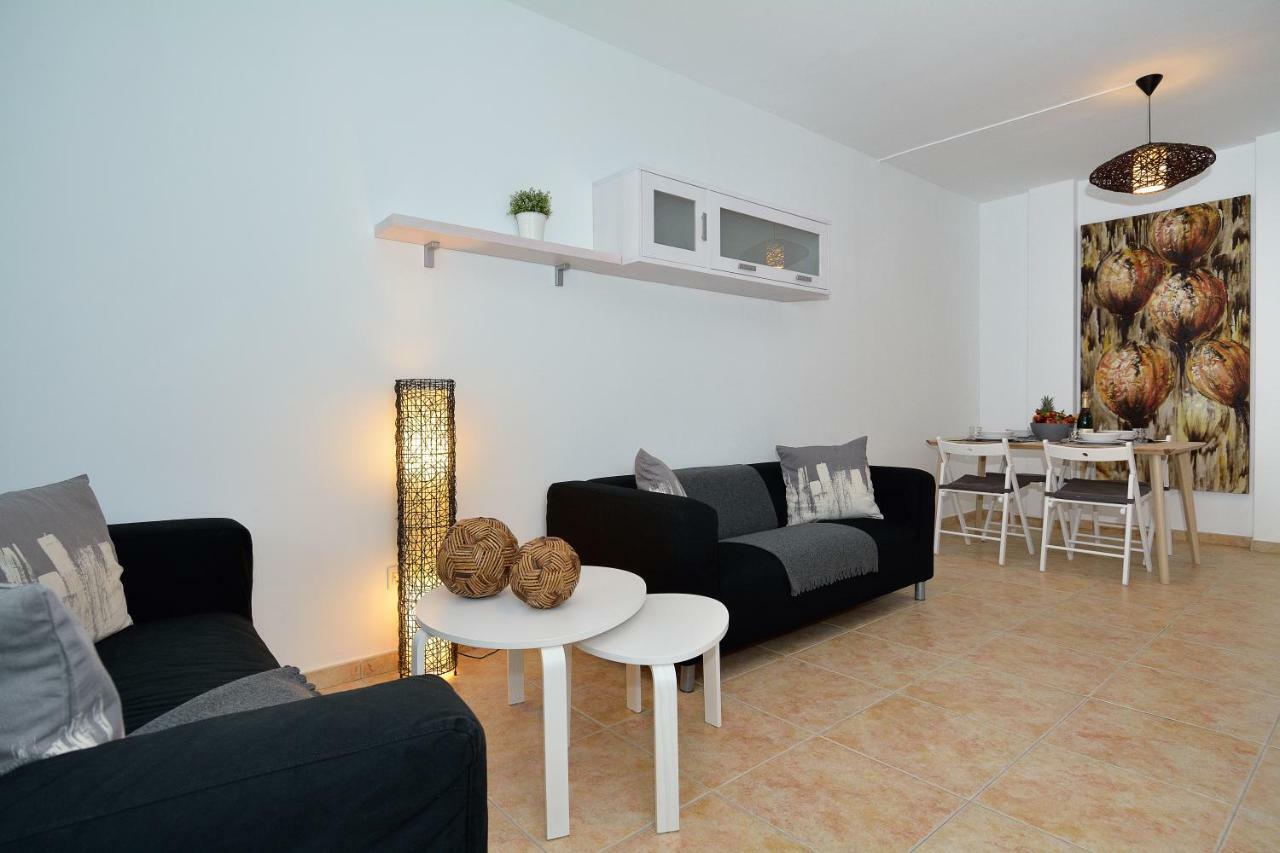Apartamento El Pueblo Плая Бланка Екстериор снимка