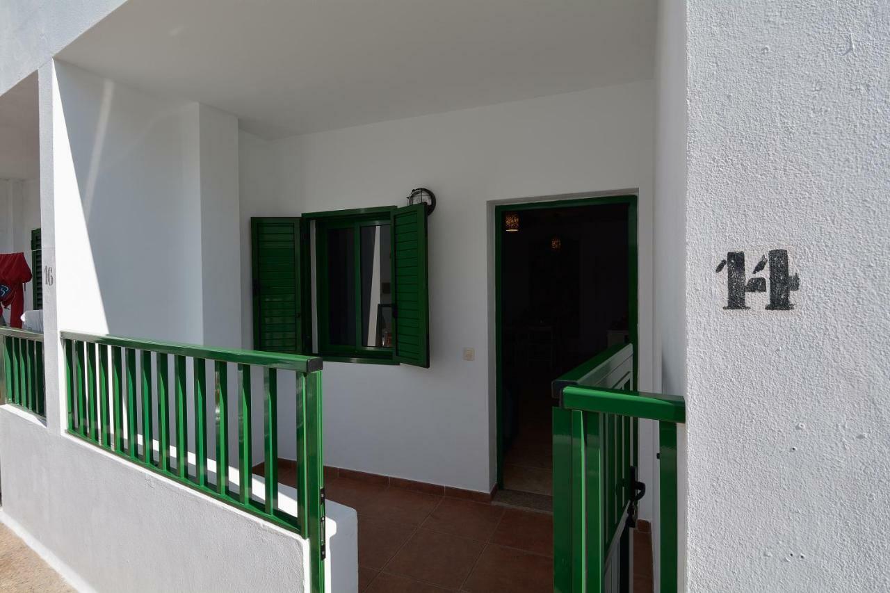 Apartamento El Pueblo Плая Бланка Екстериор снимка