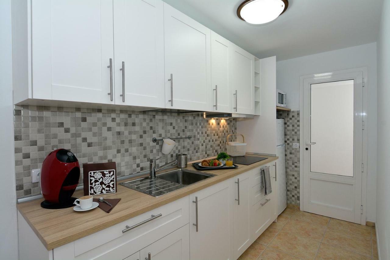 Apartamento El Pueblo Плая Бланка Екстериор снимка